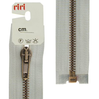 RiRi   , 2 , AT, 5 , 70  (, 2118  )