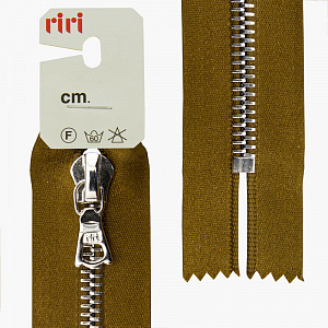 RiRi  , GOLD, ڨ,   , 6 , 18  (, 2223 -)