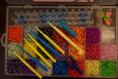     Color Kit. (,  4)